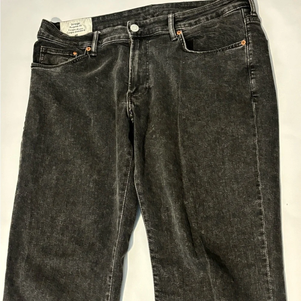 H&M Men's Dark Gray Relaxed Jeans - Picture 1 of 5